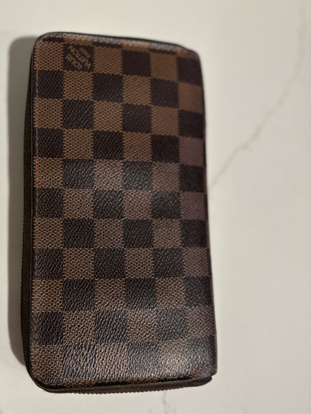 Louis Vuitton
Damier Ebene Pattern Coated Canvas - Picture 3 of 14